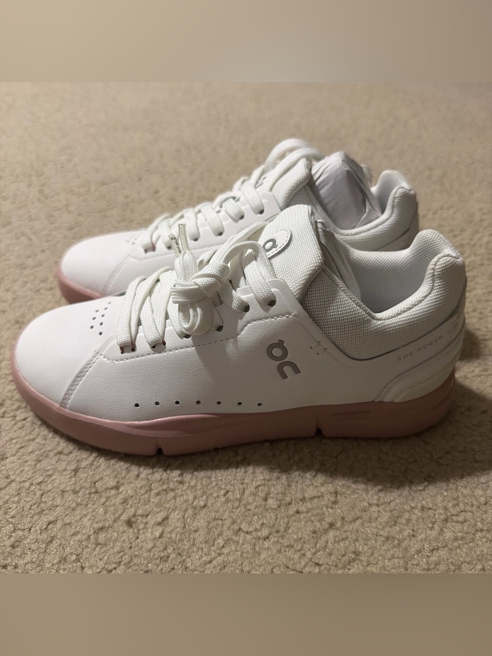 On Cloud On Running Women’s Size 5 The Roger Advantage Shoes Sneakers Tennis NEW